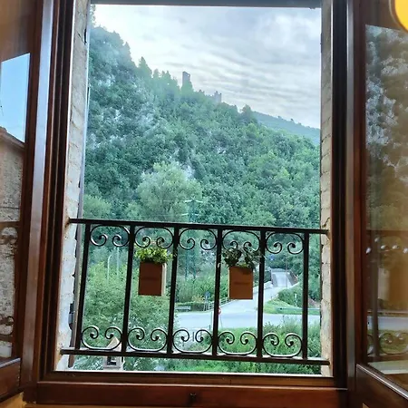 Am Ferentillo Camino E Relax In Valnerina シャレー フェレンティッロ