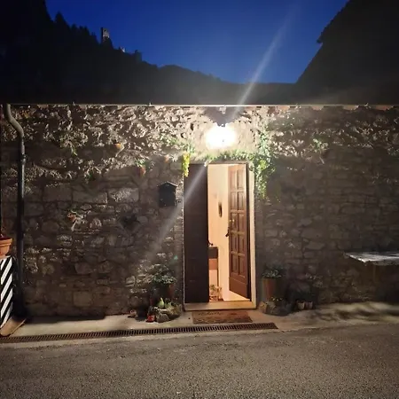 Am Ferentillo Camino E Relax In Valnerina シャレー